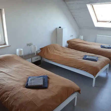 Gaestehaus Gl * エルヴァンゲン