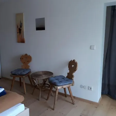 Gaestehaus Gl *