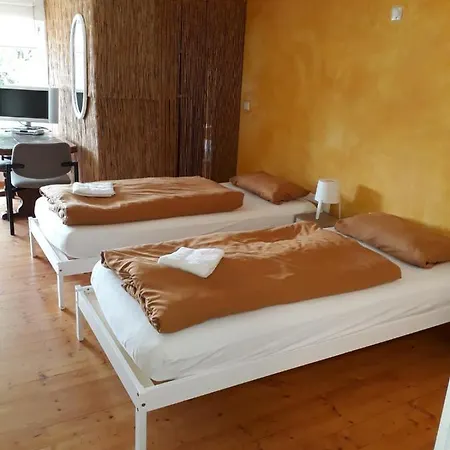 Konukevi Gaestehaus Gl